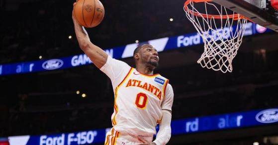 开云体育网址-库明加转会连爆三场 老鹰球迷主场高喊:谢谢勇士!