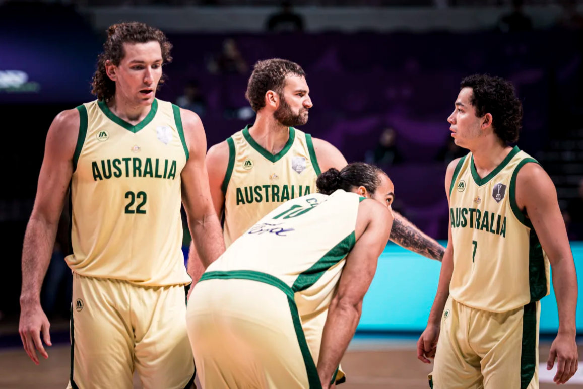 开云体育网址-随着一场93-66结束 首支出局队诞生 中国男篮庆幸避开 新赛程如下